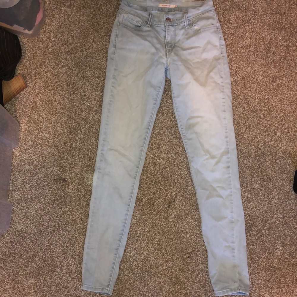 Skinny jeans